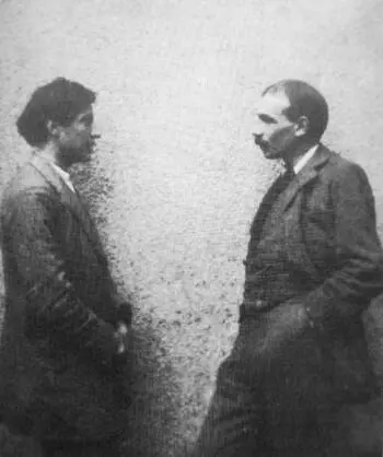 Дункан Грант и Мейнард Кейнс Дэвид Гарнетт в 1923 году Ванесса Белл в са - фото 9