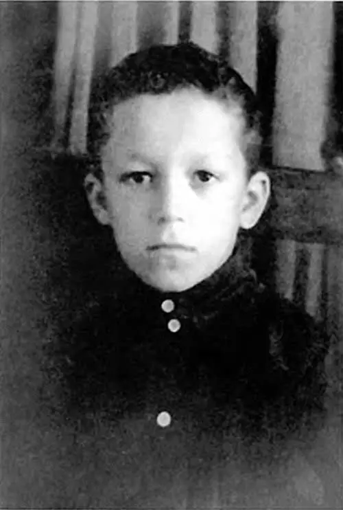 Я вспоминаю детство Еврейский хлопчик из Донбасса которого как Сталина - фото 4