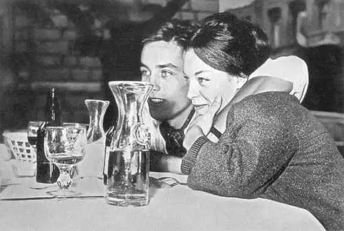13 Рождество вдвоём 1958 год 14 С Лукино Висконти и Аленом Делоном после - фото 14