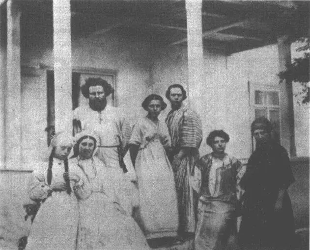 В Коктебеле 1909 г Толстой в это лето увлекся Анри де Ренье с подачи - фото 12