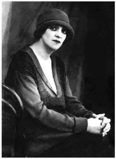 Фаина Раневская в Баку 1929 г Ночью в холодной гостинице я ни о чем кроме - фото 53