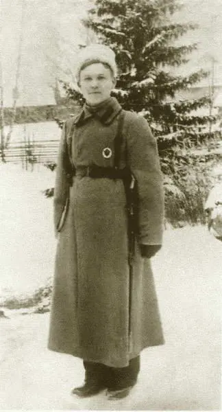 Иван Конев солдатбольшевик 1917 г Военком города Никольска ИС Конев - фото 7