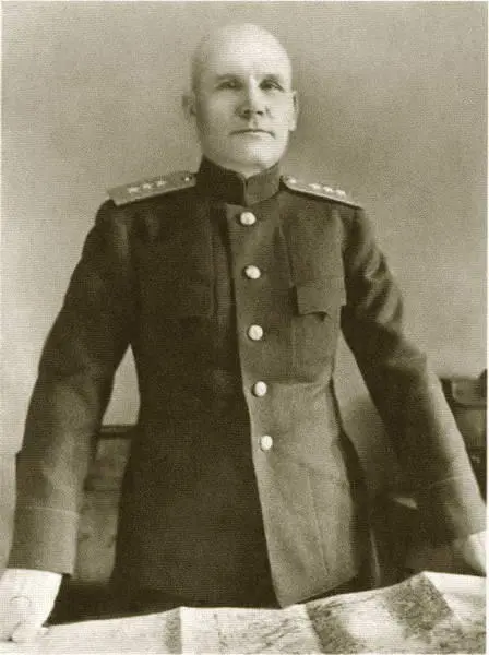 ИС Конев командующий 2м Украинским фронтом 1943 г ИС Конев и - фото 22