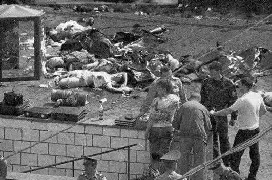 В июле 2003 г две женщины камикадзе привели в действие взрывные устройства во - фото 37