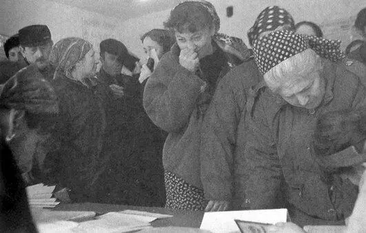 На референдуме по конституции Чечни 30 марта 2003 г больше 90 населения - фото 61
