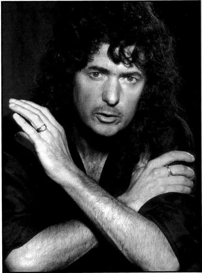 Фото Дидя Цилля Уйдя из DEEP PURPLE Ритчи сразу же принялся за создание - фото 23