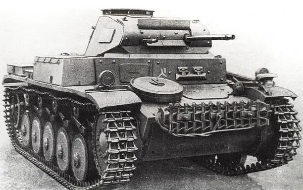 Лёгкий танк PzII AusfС наиболее массовая модификация двойки к началу - фото 109