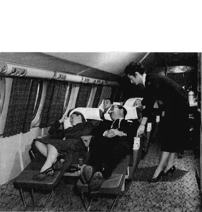 Салон первого класса примерно 1960 г От одного взгляда на эту фотографию у - фото 56