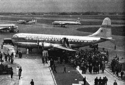 Boeing 377 Stratocruiser гражданская версия бомбардировщика В29 Конвенция - фото 57