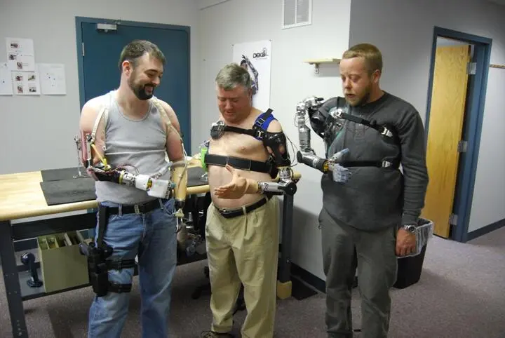 Бионические протезы разработанные по программе Revolutionizing Prosthetics - фото 38