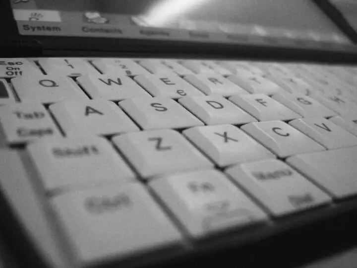 Psion Revo Размер клавиатуры 14066 мм Иначе обстоит дело с удовлетворением - фото 34