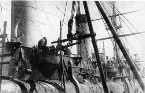 1895 г Рюрик на достройке Летом 1894 г работы остановились изза - фото 11