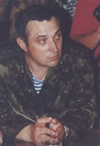 Генерал А Квашнин возглавил группировку наших войск в Чечне в самый трудный - фото 25