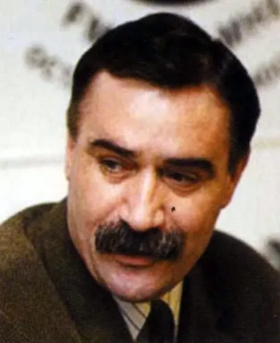 У Руслана Аушева свой взгляд на проблемы Кавказа Джохар Дудаев попытался - фото 40
