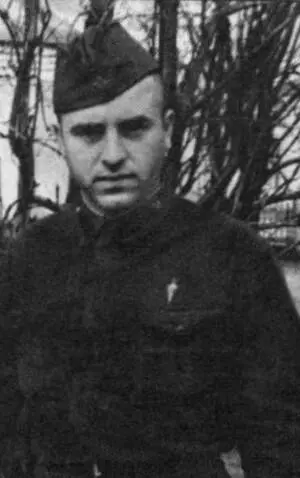 Мой брат Миша призывник срочной военной службы фото 61 Сестра Лиза на - фото 79