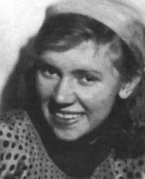 Лера Троицкая 1940 г Алексей Троицкий после освобождения из тюрьмы в - фото 15