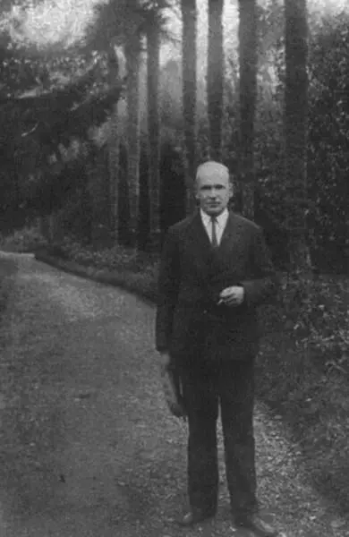 Алексей Троицкий после освобождения из тюрьмы в санатории на Кавказе 1940 г - фото 16