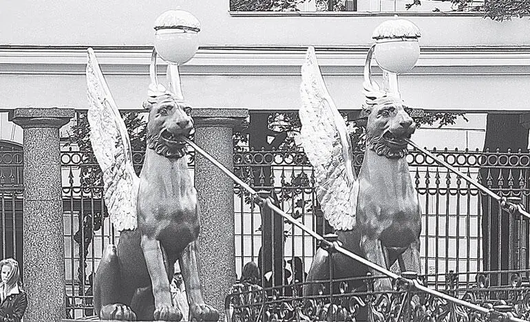 Банковский мост Английская наб 62 Колокольная ул 8 - фото 171