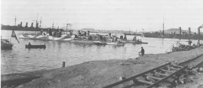 Миноносцы в камуфляжной окраске Владивосток 1904 г 35 Две жизни корабля - фото 119