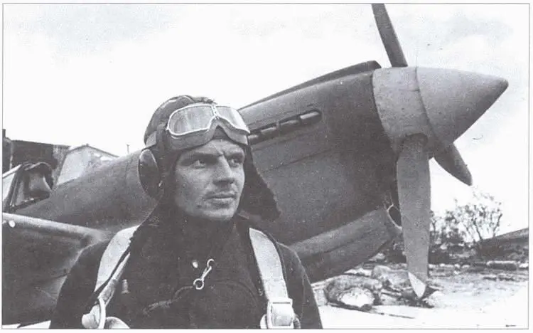 Герой Советского Союза АА Коваченко авиация Северного флота 1943 г В - фото 49