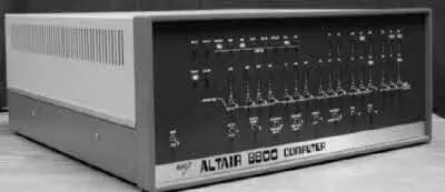 Мипикомпъютер Altair 8800 Многие полагают что первенство принадлежит Эдварду - фото 21