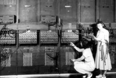 Программирование на ENIAC Одновременно с Моучли над созданием компьютеров - фото 30