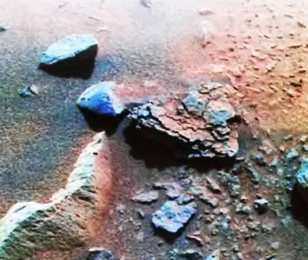 Неужто зеленоватые пятна на марсианской равнине признак растительности - фото 11