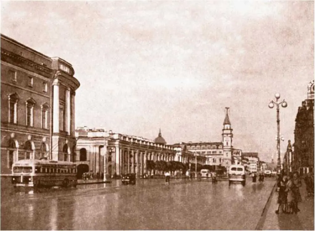 Невский проспект Потом через несколько лет бывшие одноклассницы - фото 16