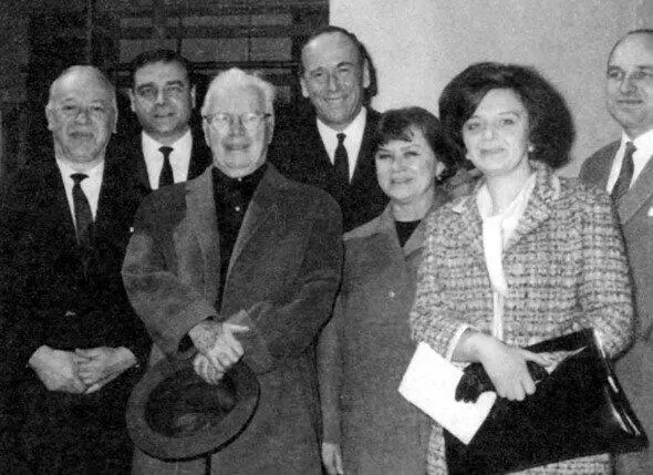 В гостях у Ч Чаплина С В Марецкой и Ю Борисовой 60е годы В - фото 73