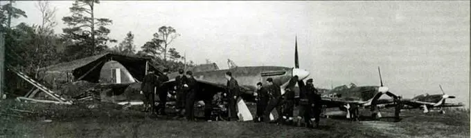 Харрикейны 151го крыла аэродром Ваенга сентябрь 1941 года Машины - фото 35