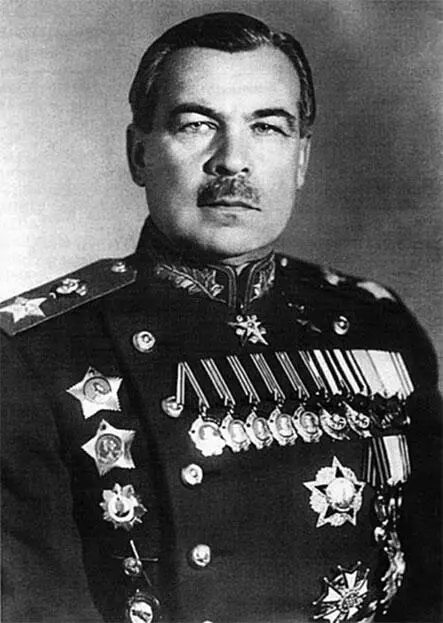 Л А Говоров Родился в семье крестьянина в д Бутырки ныне Кировская - фото 42