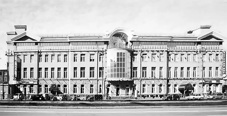 Московский проспект 109 В 2000х гг в центре фасада протяженного - фото 165