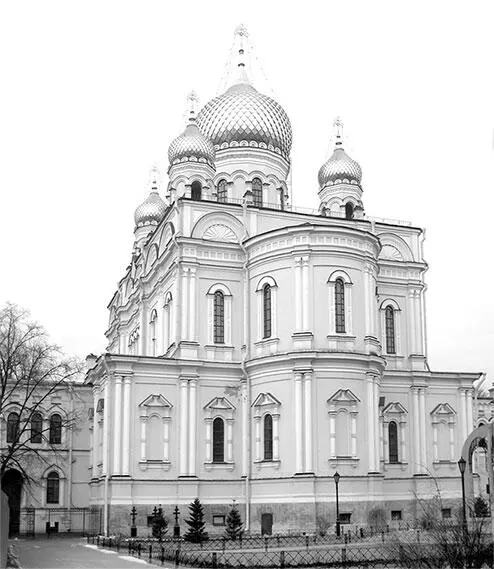 Воскресенский собор Фото 2013 г В 1932 г городские власти передали закрытый - фото 199