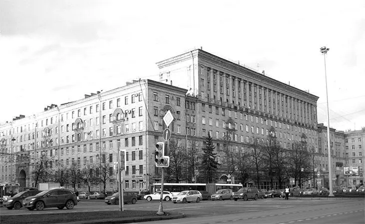 Московский проспект 191 Фото 2013 г Дома 193 и 195 В 19531956 гг - фото 254