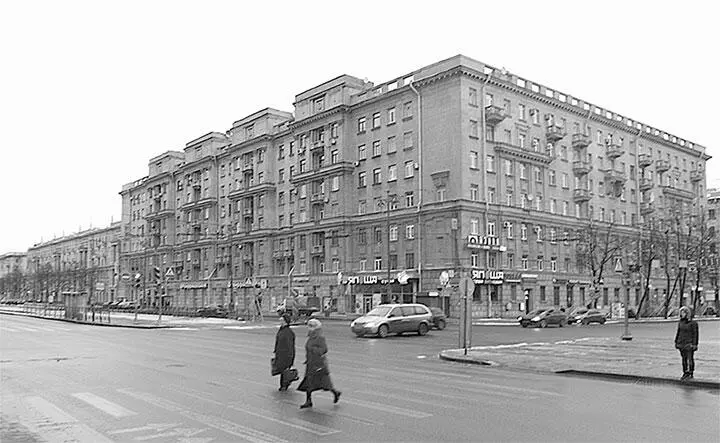 Московский проспект 186 Фото 2013 г В 19301940х гг здесь жили лейтенант - фото 263