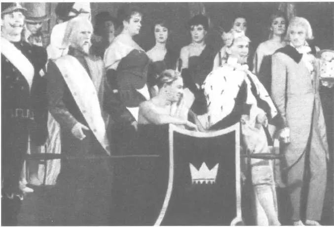 Сцены из спектакля Голый король Московский театр Современник 1960 г - фото 122