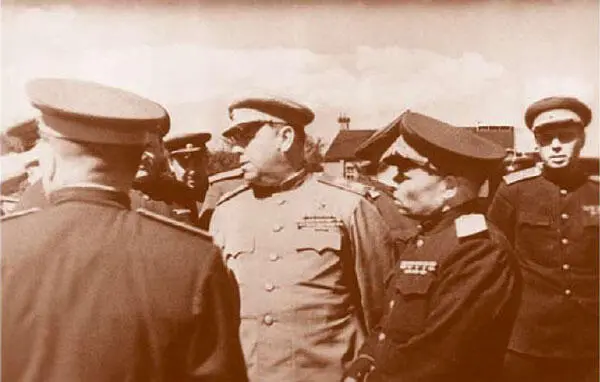 Главнокомандующий советскими войсками на Дальнем Востоке маршал А М - фото 91