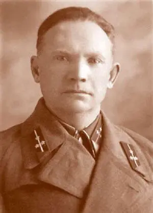 Помощник командира 3го конвойного полка В М Шарапов Харьков 1930 г В - фото 110
