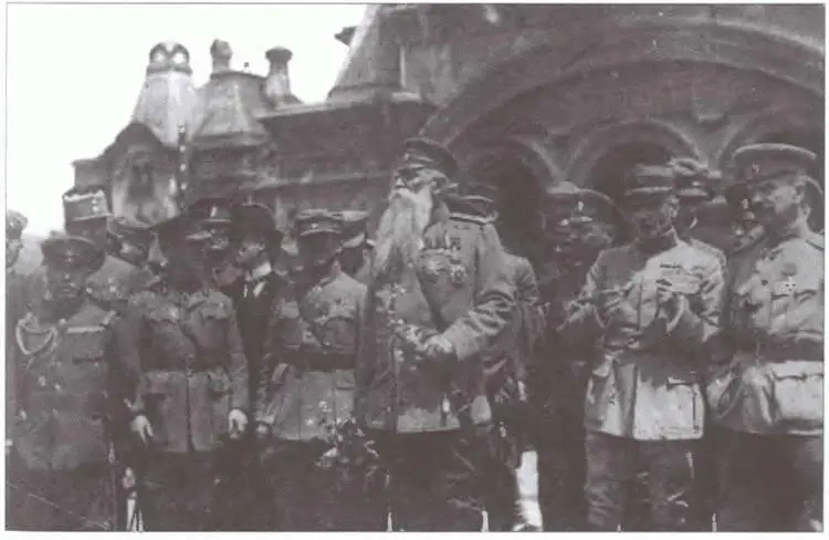Генерал Хорват и военные представители Антанты во Владивостоке в 1918 г - фото 23