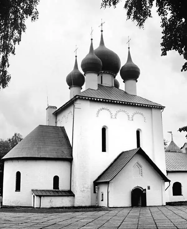 Храм Сергия Радонежского на Куликовом поле Жена заключенного Анна выпросила - фото 31