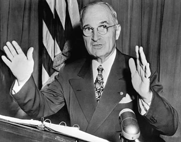 Гарри Трумэн 33й президент США Некоторые забыли достижения тех лет которые - фото 16