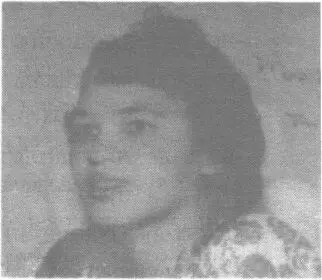 Сэди Стердевант двоюродная сестра и близкая подруга Генриетты начало 1940х - фото 57
