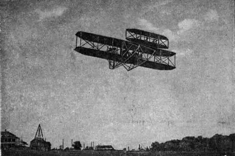 Аэроплан Райтов в полете во время официального испытания в 1909 году Полет - фото 42