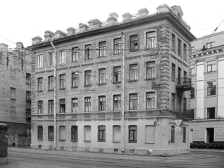 Ул Котовского 1 В доме 1 в 1910х гг жил архитекторхудожник АГ фон - фото 76