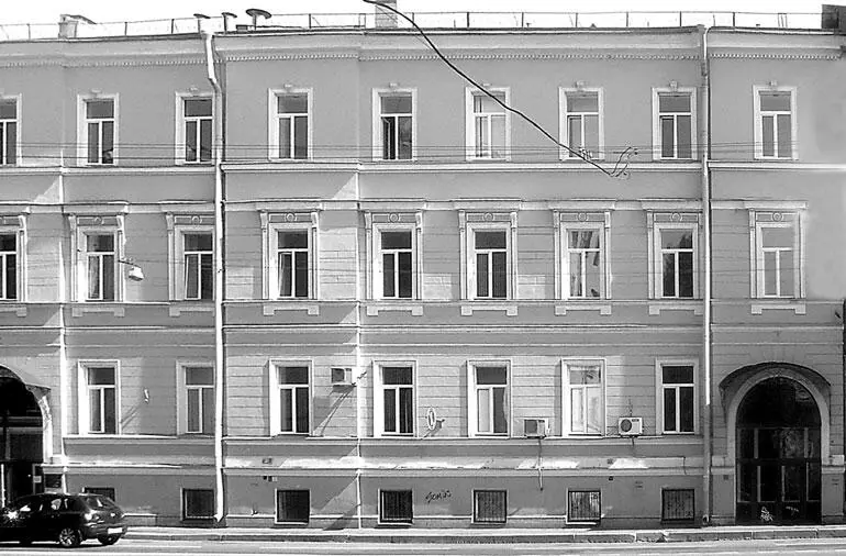 Малый пр ПС 13 Дом надстроен еще одним четвертым этажом В 1950е гг в - фото 117