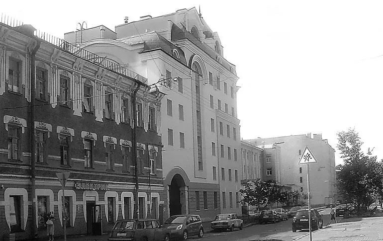 Пудожская улица В 1940е гг размещался ВНИИ сульфитноспиртовой и гидролизной - фото 183