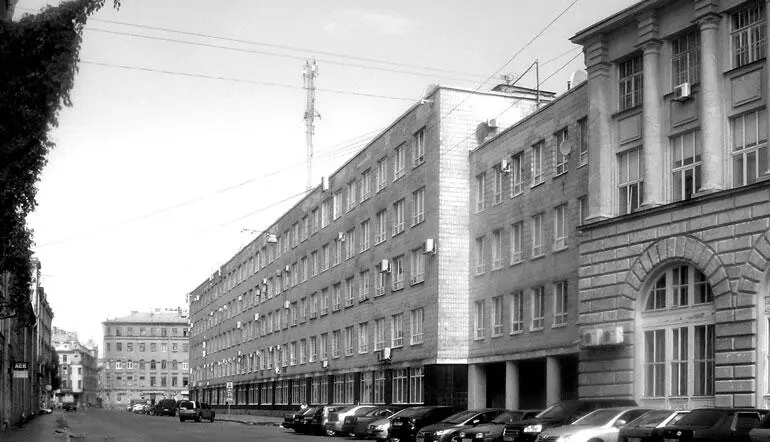 Саблинская ул 14 В 1994 г институт получил статус университета и - фото 198