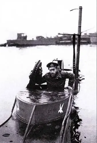 Командир подводной лодки тип X в рубке 427 Перерезать связь 27 июля - фото 18