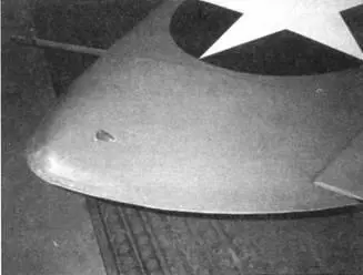 Аэронавигационные огни расположены на верхних и нижних поверхностях законцовок - фото 141