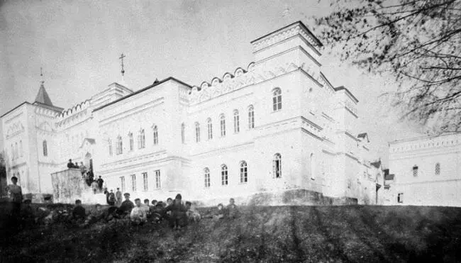 Николо Угрешское народное училище Фото 1894 г Тогда в училище было еще 4 - фото 54